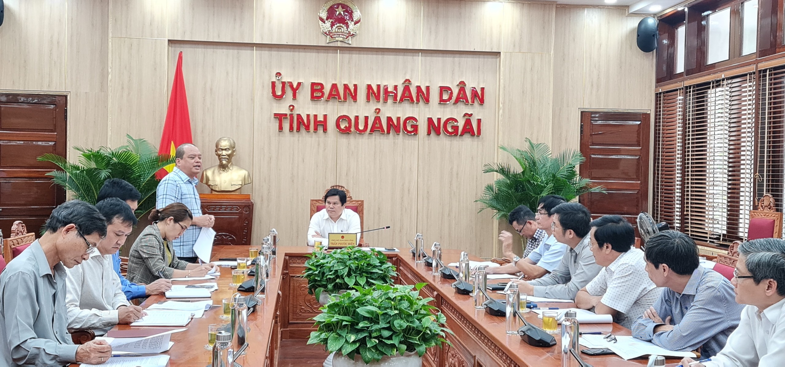 Buổi họp của Hội đồng đánh giá lựa chọn chủ đầu tư xây dựng hạ tầng kỹ thuật các cụm công nghiệp trên địa bàn tỉnh Quảng Ngãi