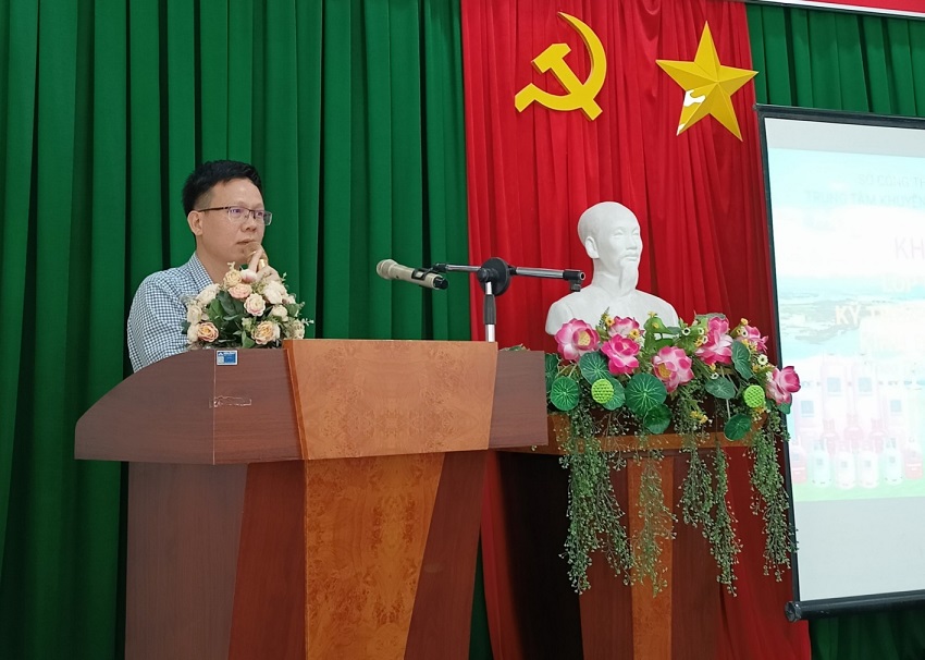 Ông Nguyễn Trung Trực – GĐ Trung Tâm Khuyến công và XTTM Quảng Ngãi phát biểu khai giảng lớp huấn luyện