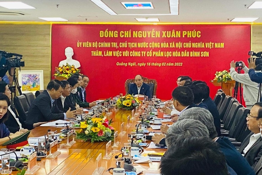 Chủ tịch nước Nguyễn Xuân Phúc thăm và làm việc tại hai doanh nghiệp của Quảng Ngãi