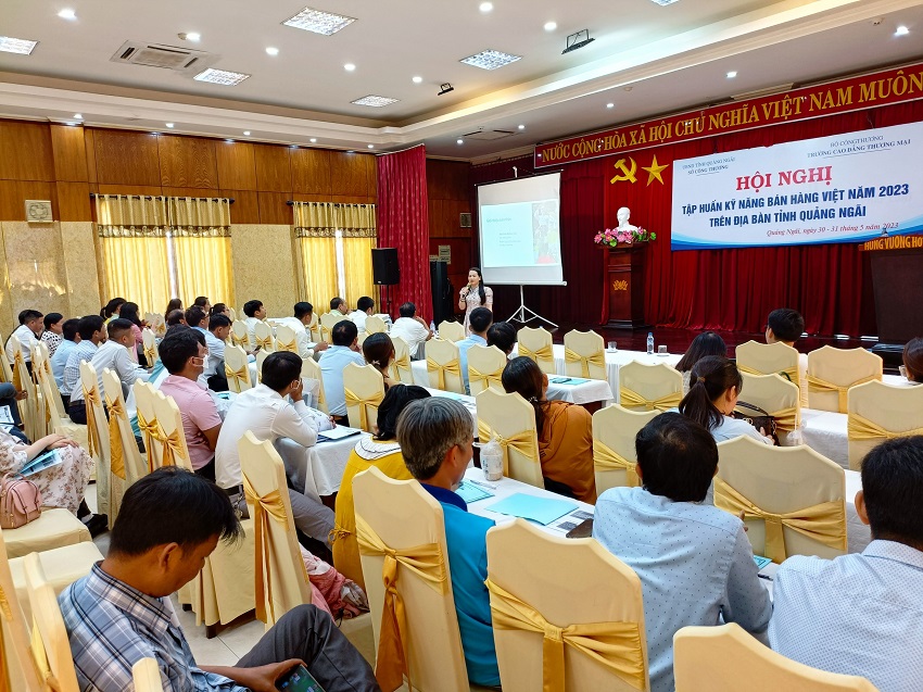 Khai giảng Lớp tập huấn kỹ năng bán hàng Việt năm 2023 trên địa bàn tỉnh Quảng Ngãi