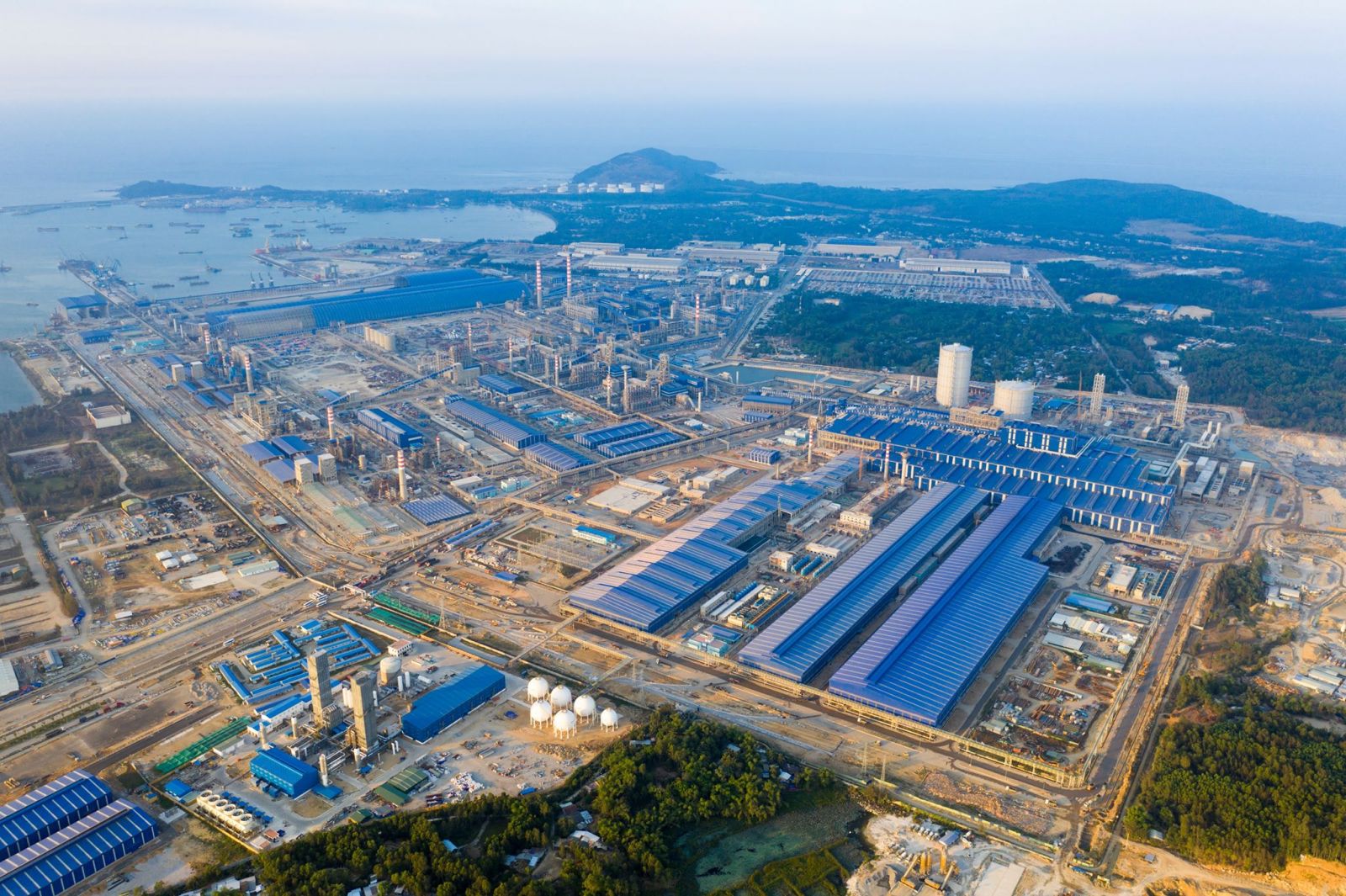 Tình hình sản xuất công nghiệp và hoạt động thương mại tỉnh Quảng Ngãi 4 tháng đầu năm 2020