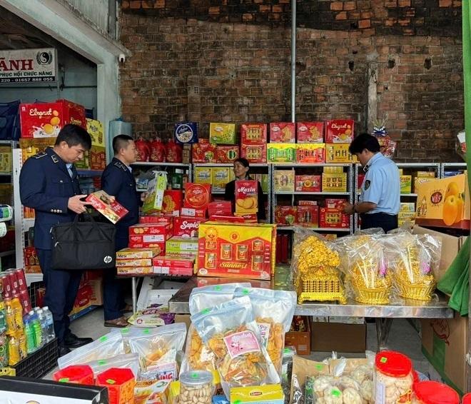 Việc triển khai hệ thống truy xuất nguồn gốc hàng hóa được kỳ vọng sẽ góp phần nâng cao tính minh bạch, hỗ trợ cơ quan chức năng quản lý hiệu quả hơn hoạt động sản xuất, kinh doanh. Ảnh: Nguyễn Dương