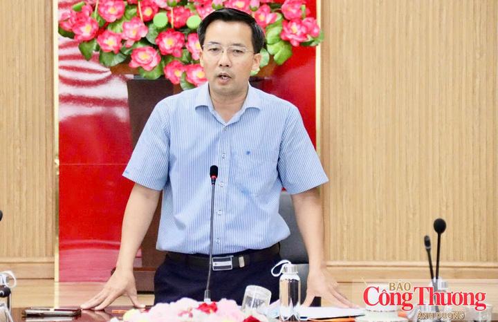 Ông Nguyễn Thanh Mân, Giám đốc Sở Công Thương phát biểu tại hội nghị.