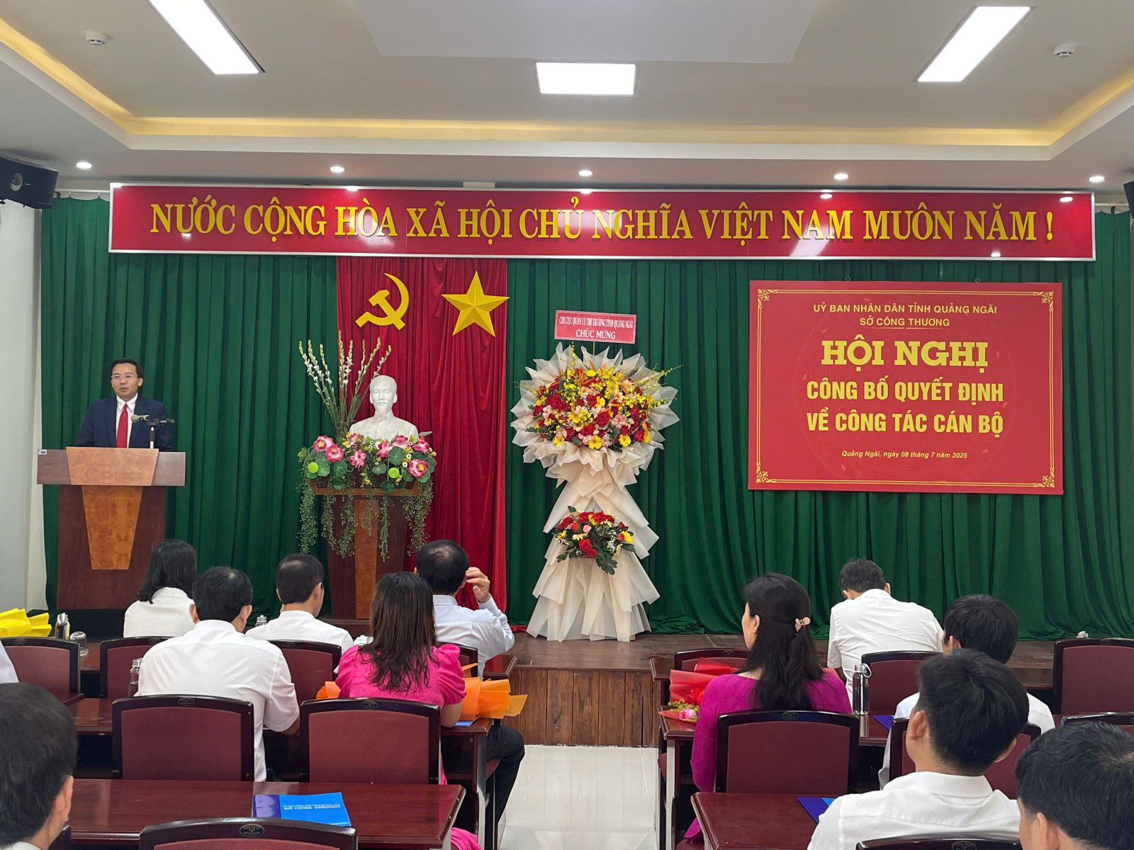 Đ/c Nguyễn Thanh Mân - Tỉnh ủy  viên, Giám đốc Sở Công Thương phát biểu chỉ đạo tại Hội nghị